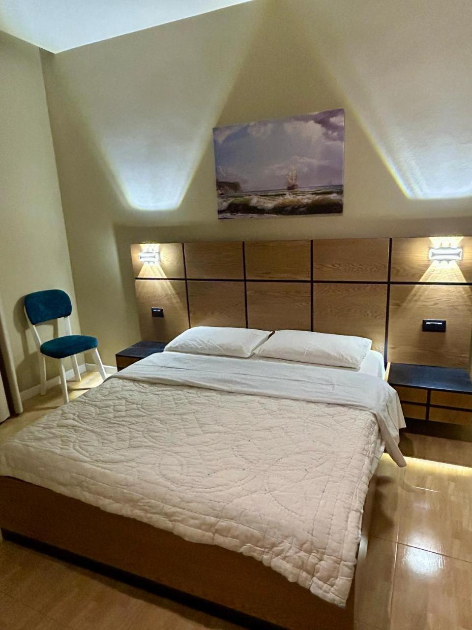 Shehu Appartement Zverneci